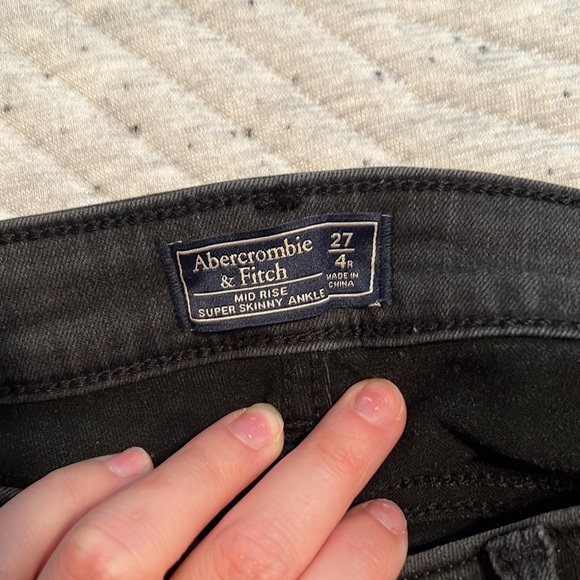 Abercrombie skinny jeans - Picture 2 of 2